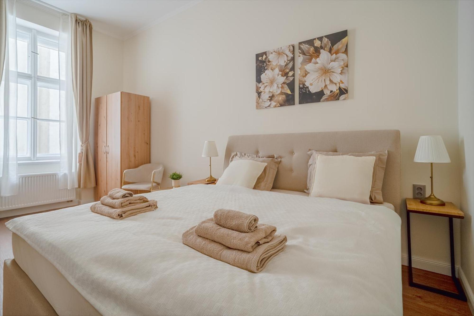 Prekrasny 2bdr Na Praze 1 Apartment Prag